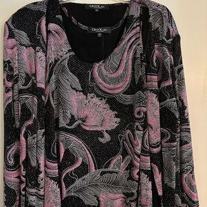 Glitzy two-piece top. Perfect for a special occasion. Just cleaning out closet.